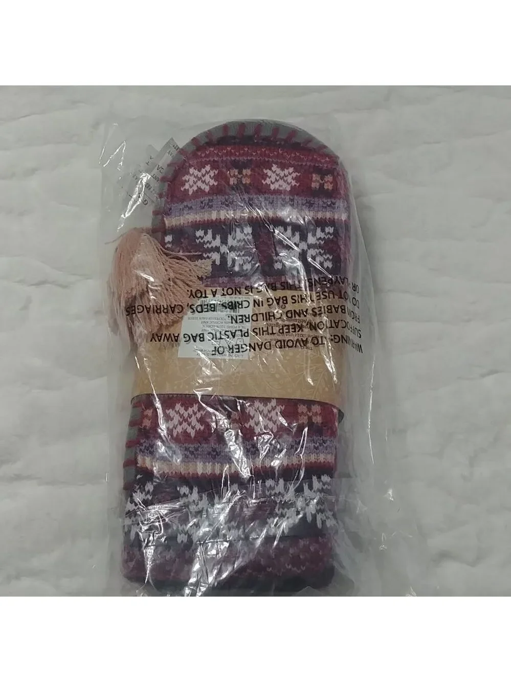 NIB Muk Luks Tassel Slipper Socks XL Berry Fair isle design with grey sole